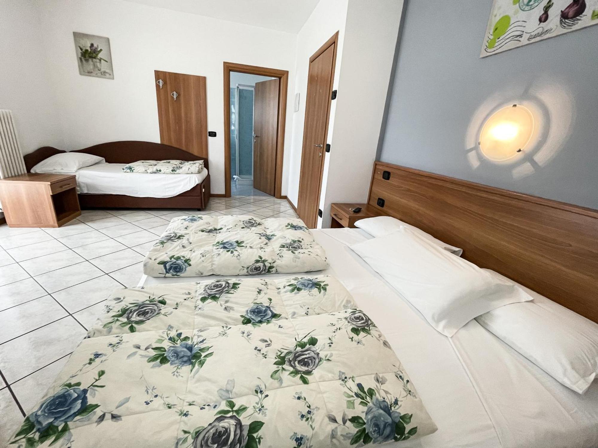 Agritur Girasole Guest House Arco Exterior photo